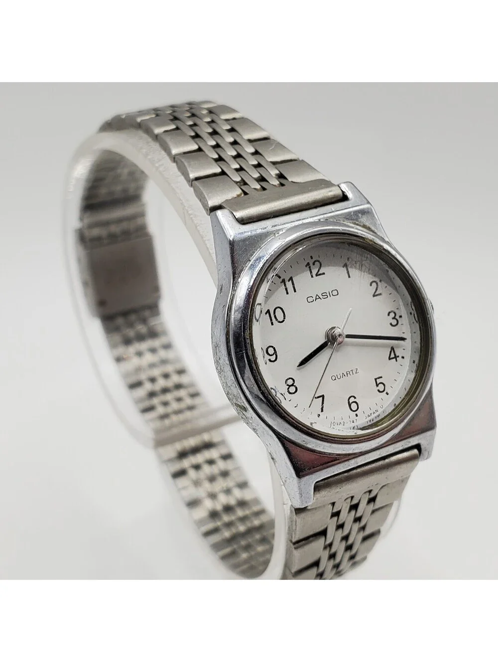 Casio LQ-333 Quartz White Dial Womens Watch 22mm Adjustable Band New Battery